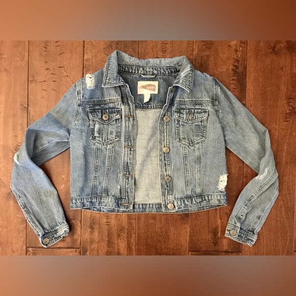 FOREVER 21 • Contemporary Blue Denim Jean Jacket Button Factory Distressed Small - Picture 3 of 9